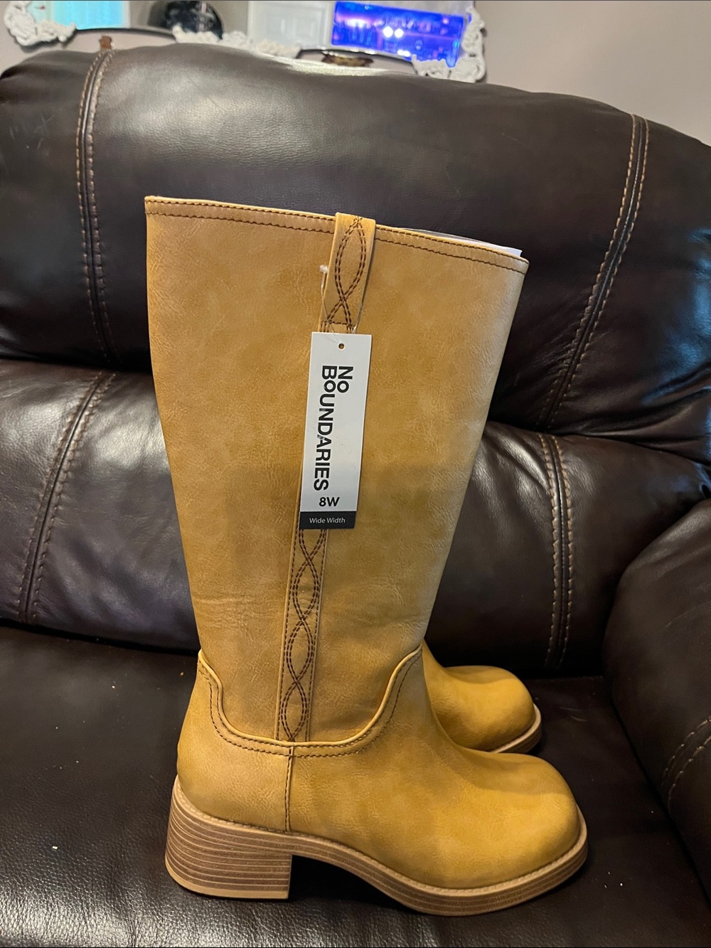 No Boundaries Women's Tan Heeled Boots
